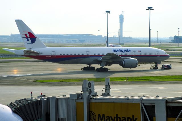 Boeing 777-200 (9M-MRO) - By pure chance, the sad, lost B-777 in its home base of KLIA