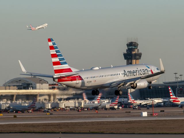 Boeing 737-800 (N943NN) - 2/21/20