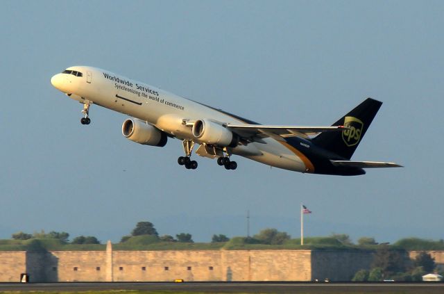 Boeing 757-200 (N448UP) - UPS 9610 to Philadelphia taking off on rwy 9