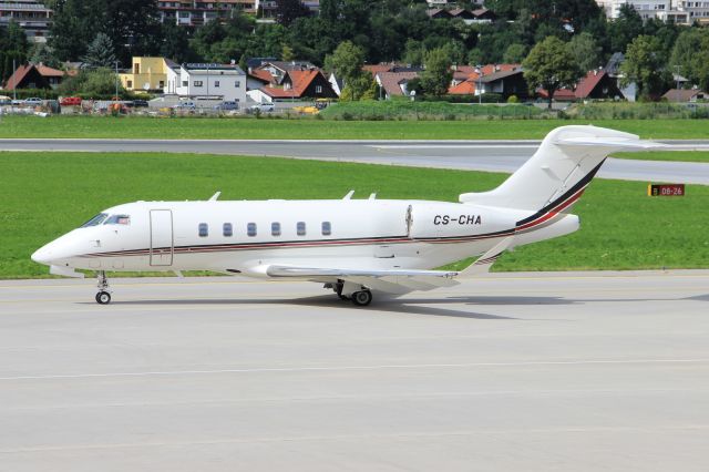 Bombardier Challenger 300 (CS-CHA)