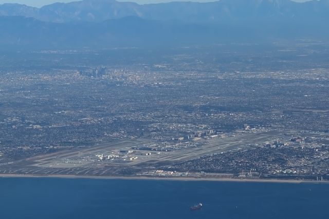 — — - View cost of LA and LAX airport!