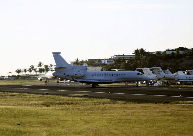 Dassault Falcon 7X (LX-ZXP)