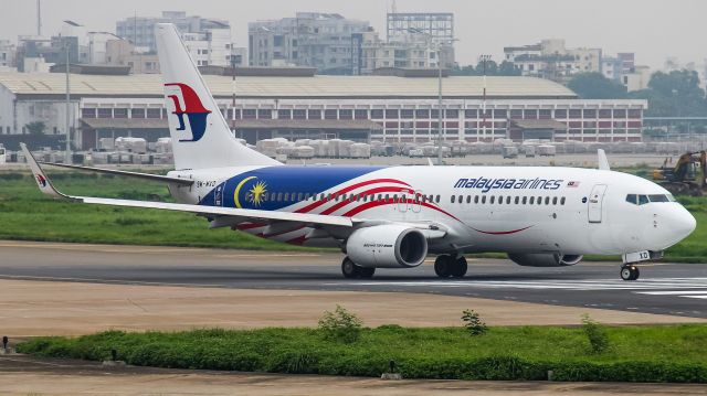 Boeing 737-700 (9M-MXO)