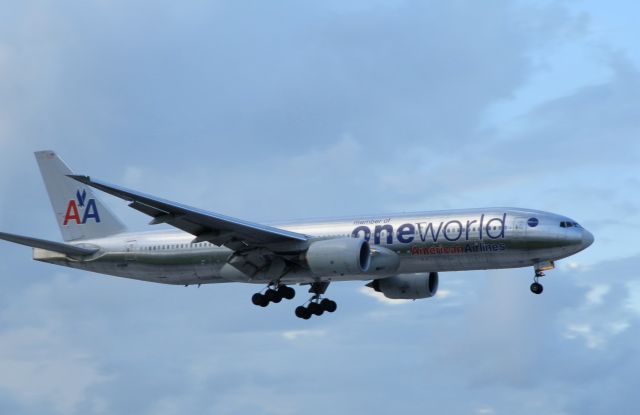 Boeing 777-200 (N791AN) - Oneworld Livery!