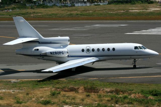 Dassault Falcon 50 (N292PC)