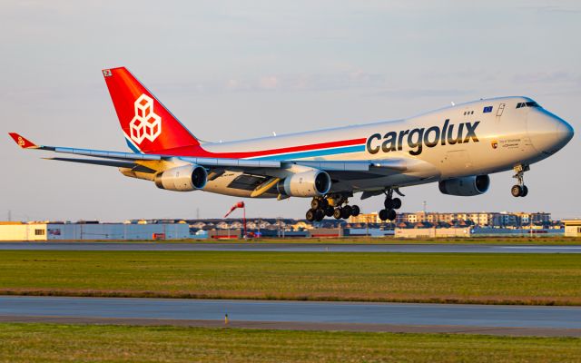 Boeing 747-400 (LX-TCV)