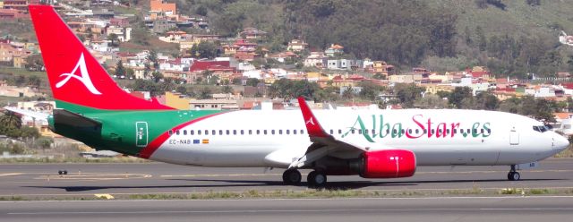 Boeing 737-700 (EC-NAB)