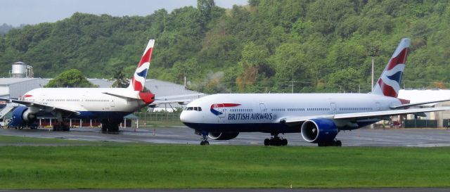 Boeing 777-200 (G-VIIO)