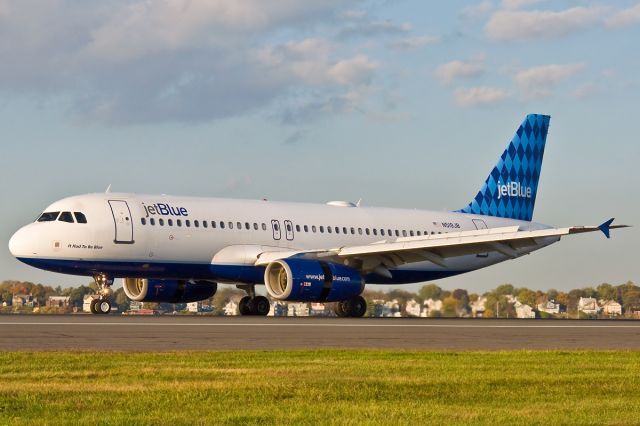 Airbus A320 (N519JB) - It Had To Be Blue !