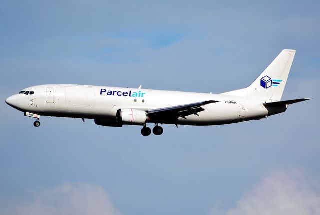 BOEING 737-400 (ZK-PAK)
