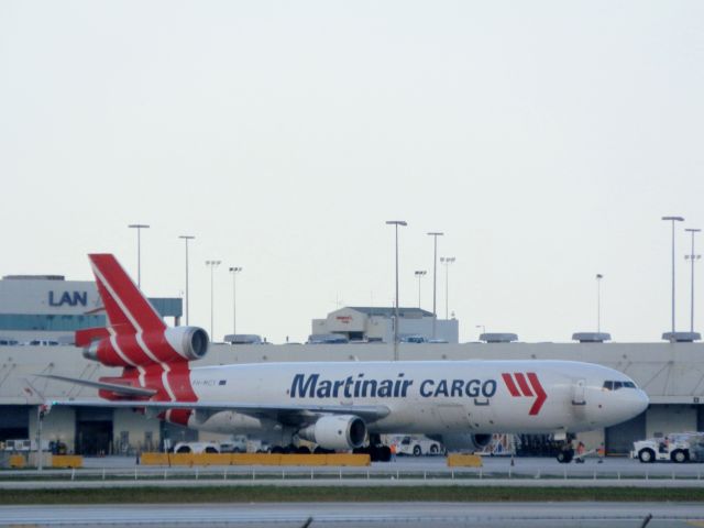Boeing MD-11 (PH-MCY)