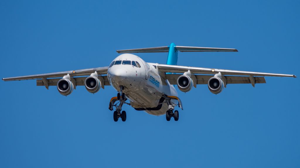 Avro RJ-100 Avroliner (VH-NJY)