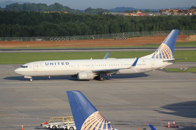 Boeing 737-900 (N67815)