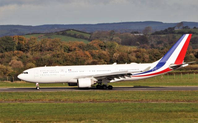 Airbus A330-200 (F-RARF) - "ctm1276" french air force a330-223 f-rarf landing at shannon from Evreux 8/10/20.