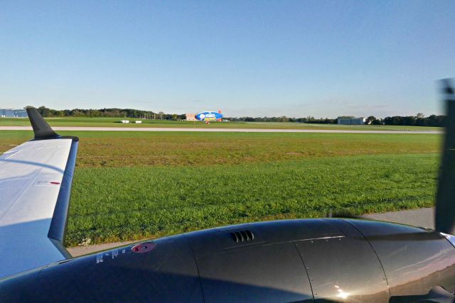 Beechcraft King Air 90 (N524CV) - A Peanut and a King.