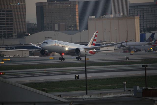 Boeing 787-8 (N800AN)