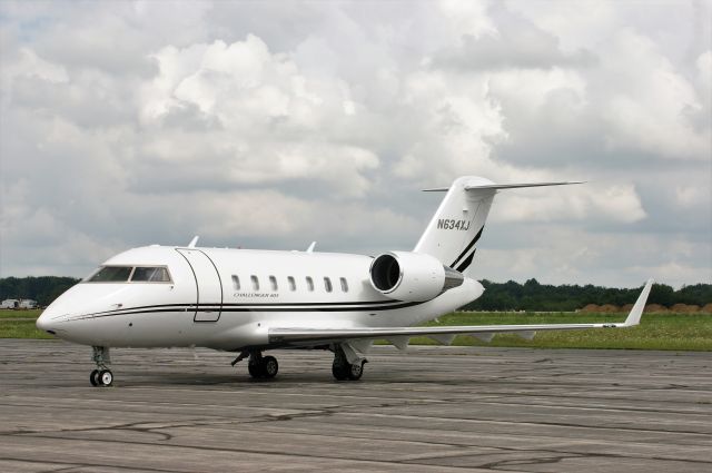 Canadair Challenger (N634XJ) - Best at full size