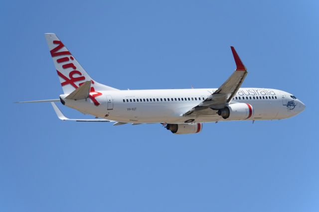 Boeing 737-800 (VH-VUT) - Getting airborne off runway 23.  Wednesday 29th October 2014.