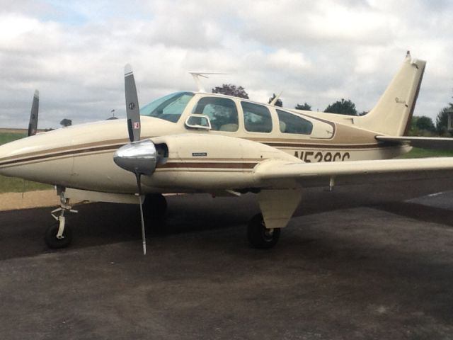 Beechcraft 55 Baron (N529CC)
