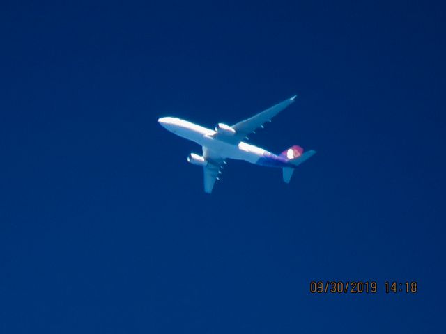 Airbus A330-200 (N370HA)