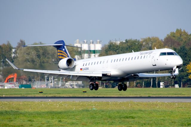 Canadair Regional Jet CRJ-900 (D-ACNX)