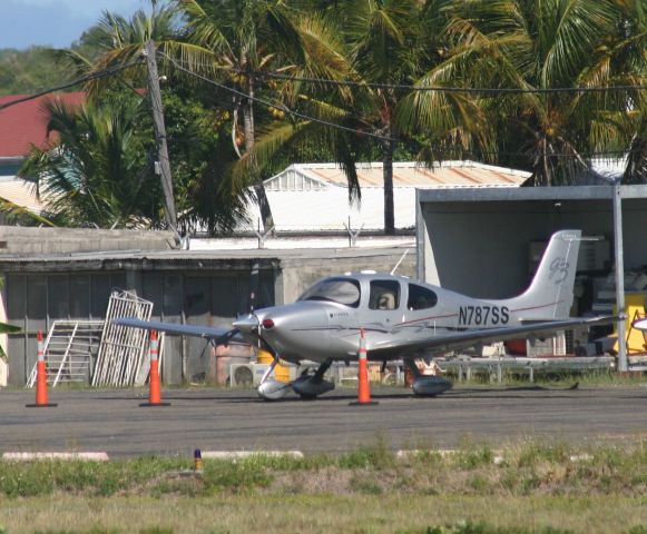 Cirrus SR-22 (N787SS)