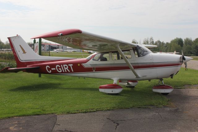 ROBIN R-1180 Aiglon (C-GIRT) - Cessna Skyhawk 172-L C-GIRT Aéroport de Lachute CSE4 QC. 25-08-2018.