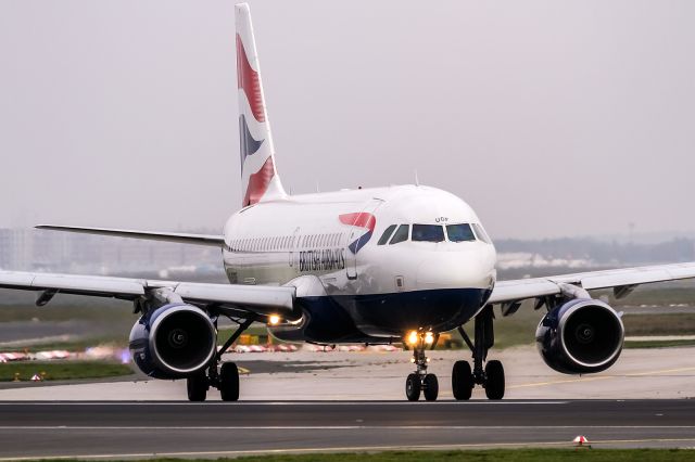 Airbus A319 (G-EUOF) - G-EUOF British Airways Airbus A319-131 @ Frankfurt International (FRA / EDDF) departing to London Heathrow (LHR / EGGL) / 27.11.2014