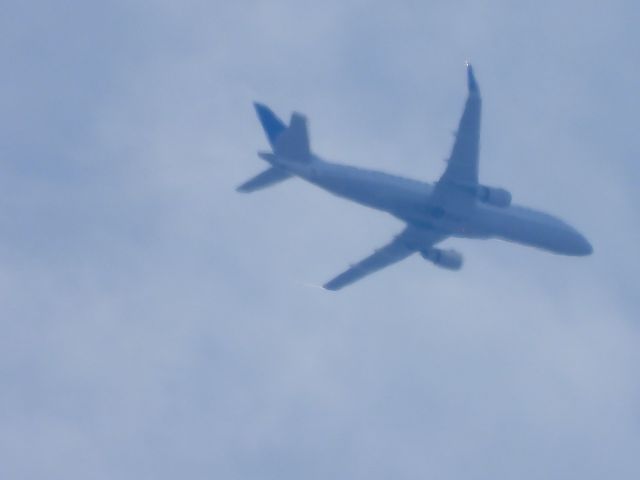 Embraer 175 (N207SY)
