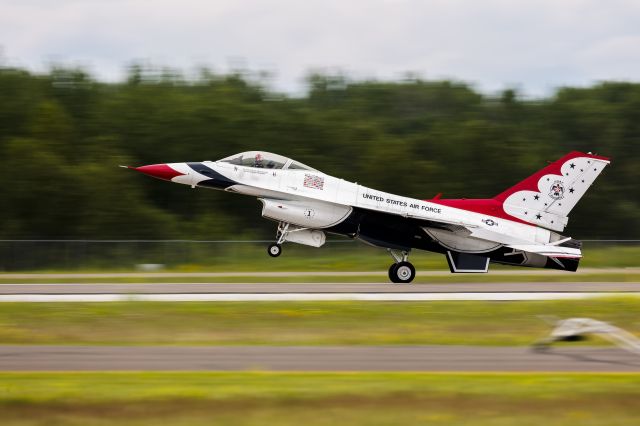 — — - Taken at the 2016 Duluth Air and Aviation Expo.