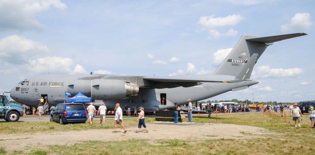 — — - New York Air Show at Stewart International Airport (SWF/KSWF) in New Windsor, Ny.  