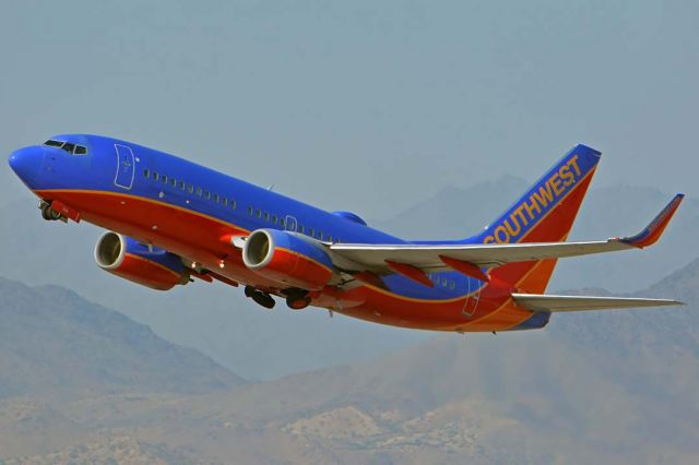 Boeing 737-700 (N789SW) - Southwest Airlines Boeing 737-7H4W N789SW at Phoenix Sky Harbor on August 2, 2018. 