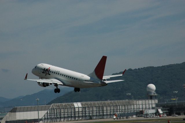 Embraer 170/175 (JA211J)