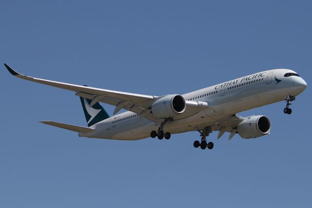 Airbus A350-900 (B-LQA) - on 16 January 2020