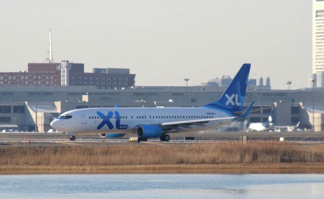 Boeing 737-800 (N904MA)