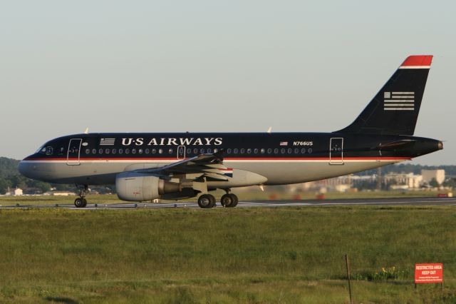 Airbus A319 (N766US) - May 20, 2009 - held short of runway for departure from Washington Reagan 