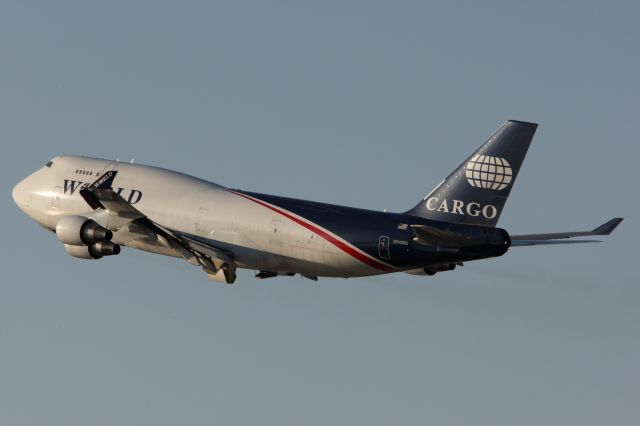 Boeing 747-400 —