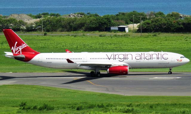 Airbus A330-300 (G-VLUV)