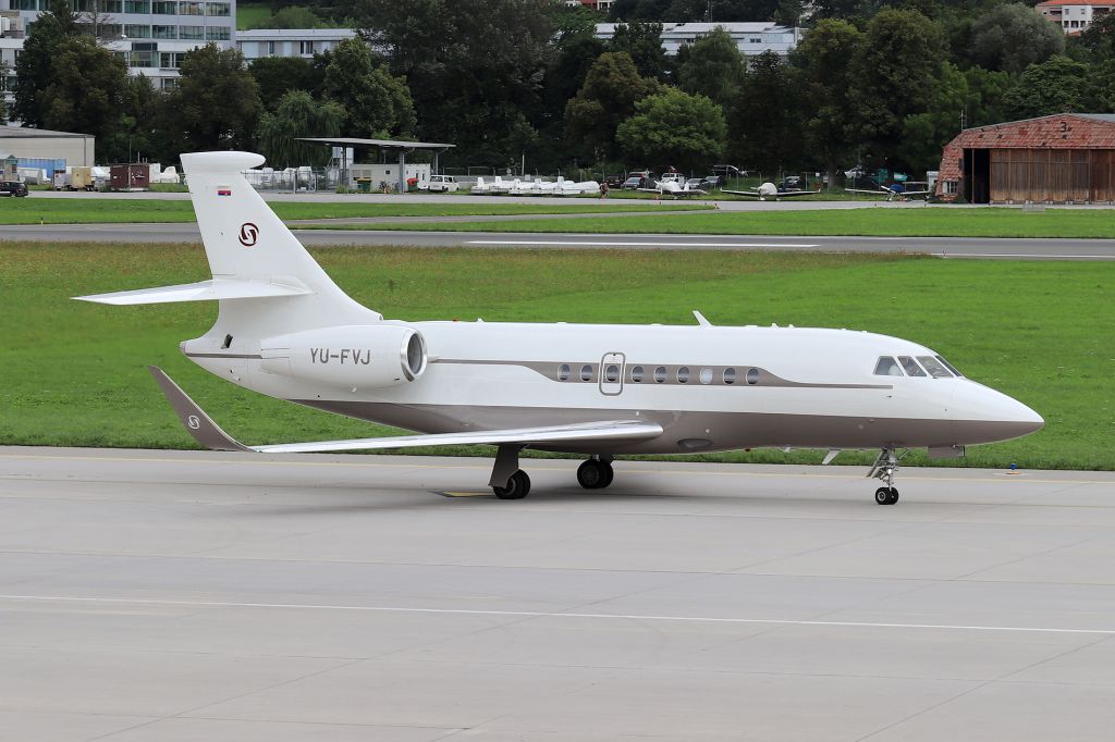 Dassault Falcon 2000 (YU-FVJ)