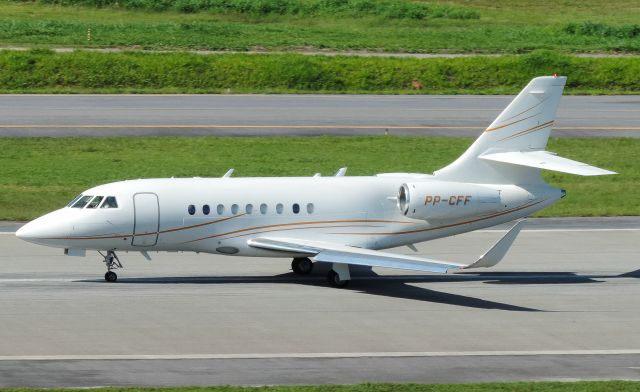 Dassault Falcon 2000 (PP-CFF)