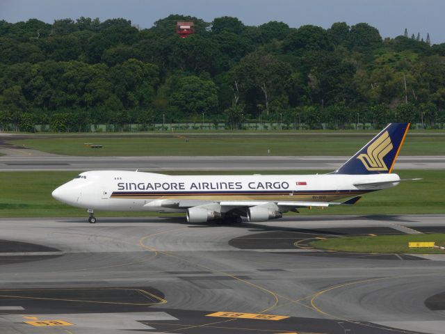 Boeing 747-400 (9V-SFD)