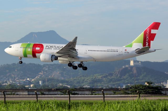 Airbus A330-300 (CS-TOK)