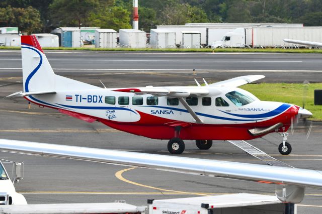 Cessna Caravan (TI-BDX)