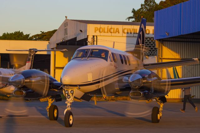 Beechcraft King Air 90 (PR-GSW)