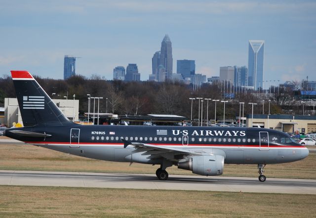 Airbus A319 (N769US) - 18C - 3/14/10