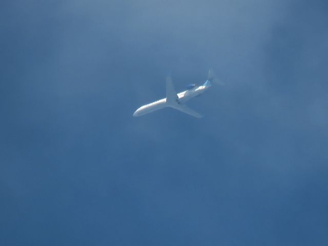 Canadair Regional Jet CRJ-700 (N553GJ)