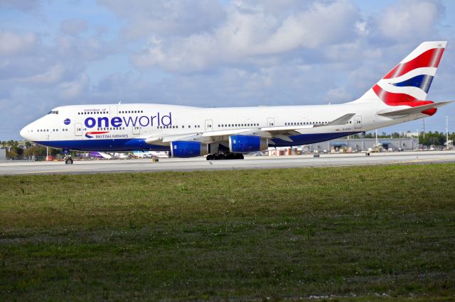 Boeing 747-400 (G-CIVC)