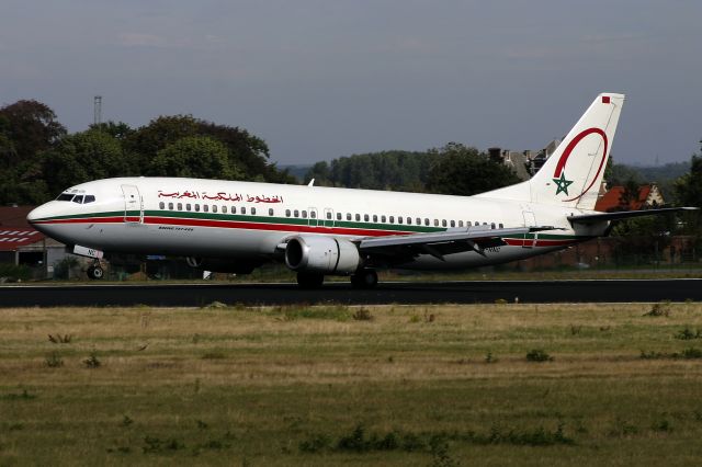 BOEING 737-400 (CN-RNC)