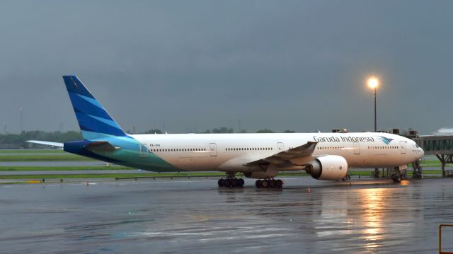 BOEING 777-300 (PK-GIH) - Garuda Indonesia Boeing 777-3U3ER PK-GIH in Jakarta