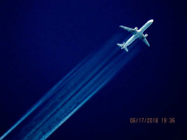 Airbus A321 (N155UW)